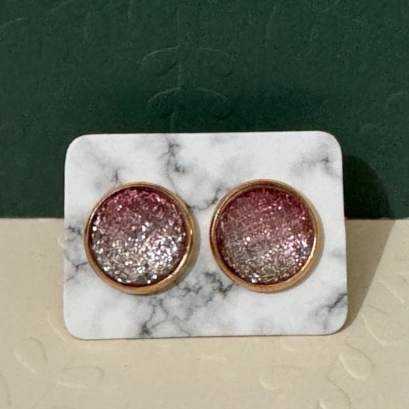 ❄️ SALE! Sparkly Pink & Silvery Glitter Studs - Picture 3 of 11
